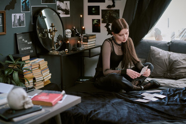 Similar image 22145399