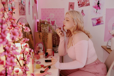 Similar image 22145471