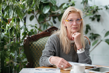 Similar image 22183951