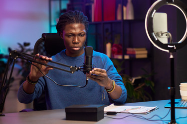 Similar image 22183257