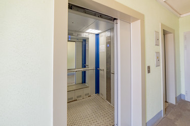 Similar image 22171982