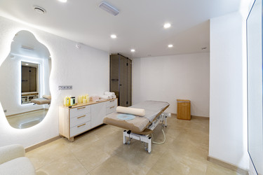 Similar image 22174876