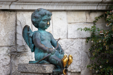 Similar image 22176480