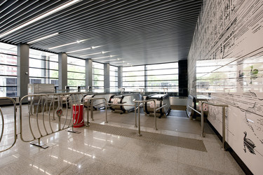 Similar image 22174940