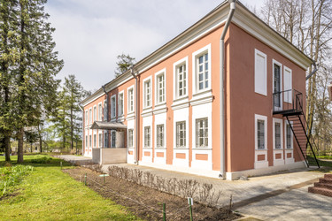 Similar image 22175008