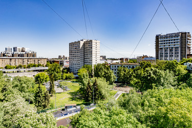 Similar image 22175057