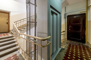 Similar image 22175117