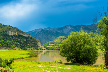 Similar image 22180074