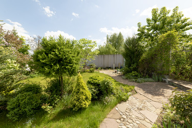 Similar image 22181348