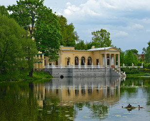 Similar image 22190395