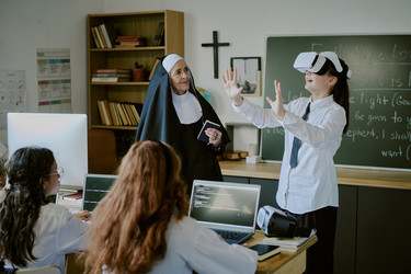 Similar image 22182509