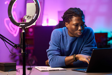 Similar image 22183243