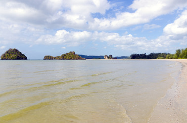 Similar image 22195338