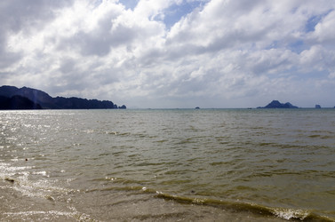 Similar image 22195343