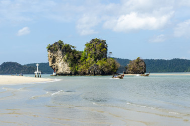 Similar image 22195346