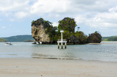 Similar image 22195347