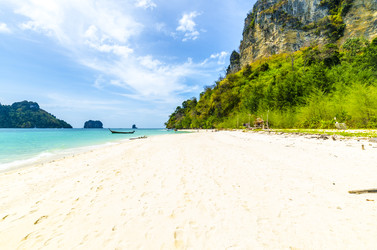 Similar image 22195909