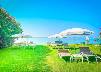 Similar image 22201509