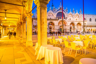 Similar image 22201565