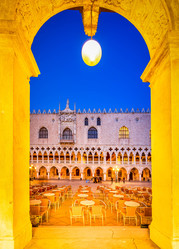 Similar image 22201567