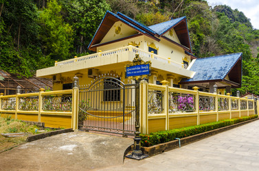 Similar image 22195756