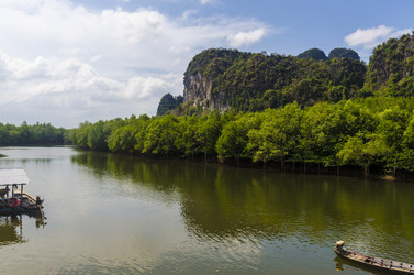 Similar image 22195792