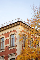 Similar image 22208400