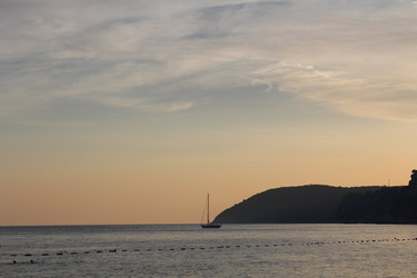 Similar image 22197433