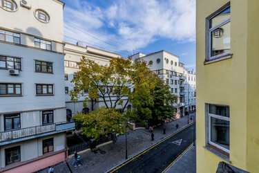 Similar image 22205785