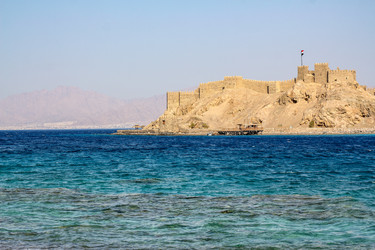 Similar image 22208625