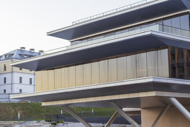 Similar image 22203755