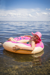 Similar image 22205688