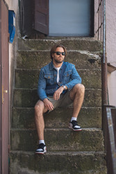 Similar image 22205067