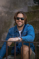 Similar image 22205070