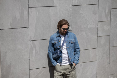 Similar image 22205075