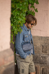 Similar image 22205080