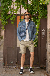 Similar image 22205084