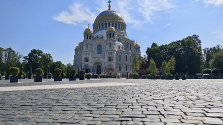 Similar image 22208996