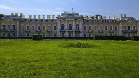 Similar image 22210642