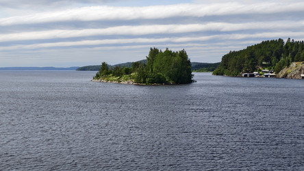 Similar image 22208999