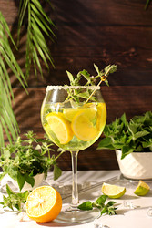 Similar image 22208796