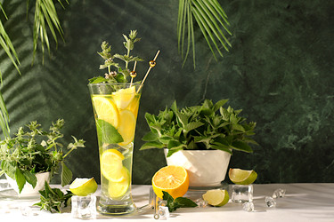 Similar image 22208813