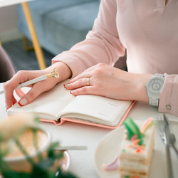 Similar image 22208854