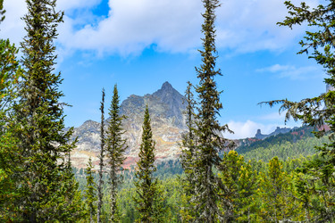 Similar image 22210590