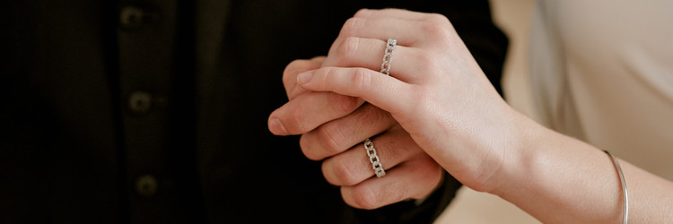 Similar image 22215877