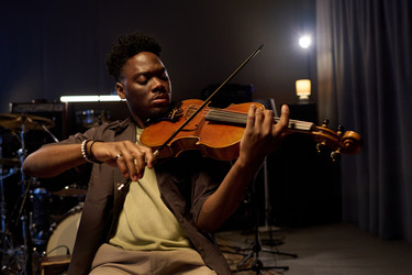 Similar image 22215351