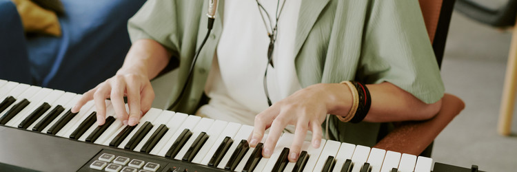 Similar image 22216453