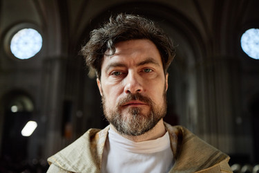 Similar image 22213207