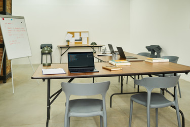 Similar image 22215210