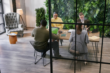 Similar image 22211711